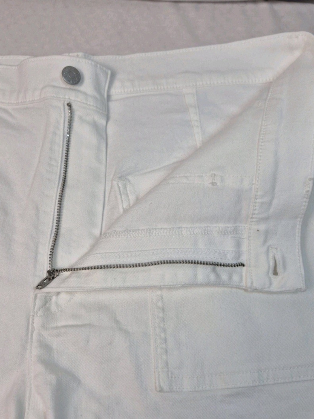 J. Crew Women’s Shorts Size 32 White   Denim NWT 59 - Picture 7 of 13